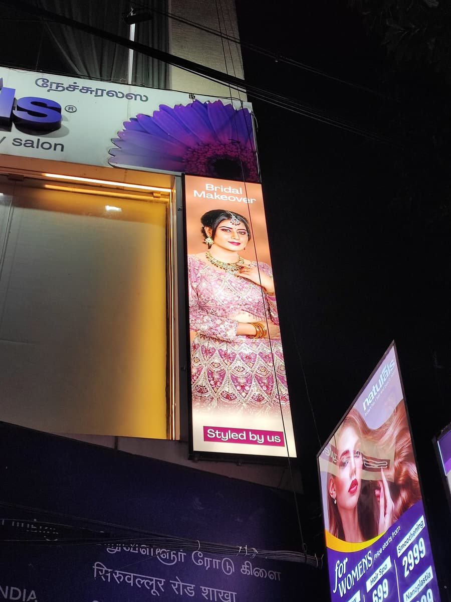 Ultra slim acrylic LED panel mounted with Naturals Bridal Makeover ad